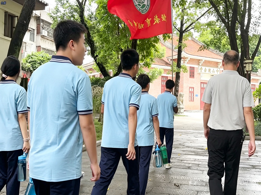 长沙纠正叛逆期孩子学校联系电话与择校参考
